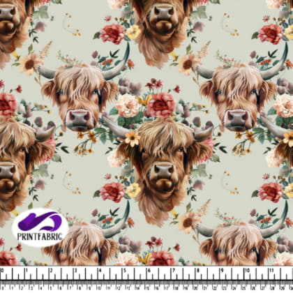 Vaches des Highlands avec motifs floraux