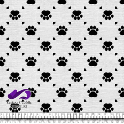 Chat - Pattes Entourées de Petits Cœurs sur Texture Blanche