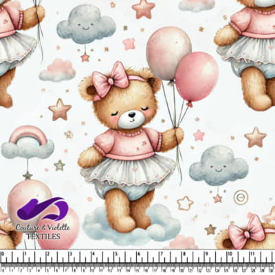 Motifs d'Ours en Peluche avec Ballons et Nuages